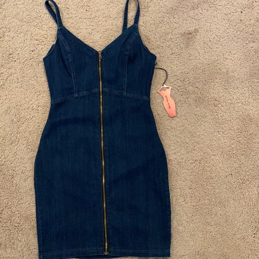 NWT HAUTE MONDE ZIPPERED DENIM DRESS SZ M